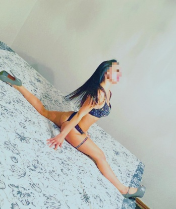 Елочка, 23 года